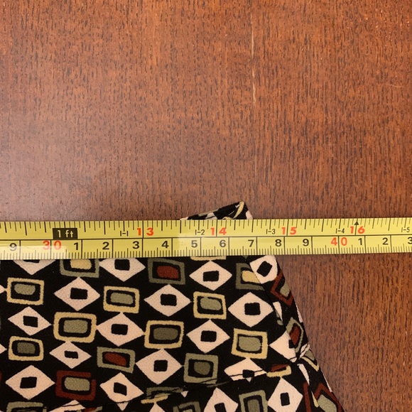 Patterned Skirt - Picture 7 of 7